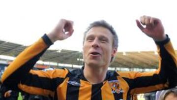 Barmby se retira; será el entrenador del Hull City