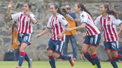 Con doblete de Pulido, Chivas golea 3-0 al Atlas