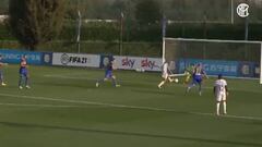 Pared de taco y quite en el área: el oportuno gol de Alexis