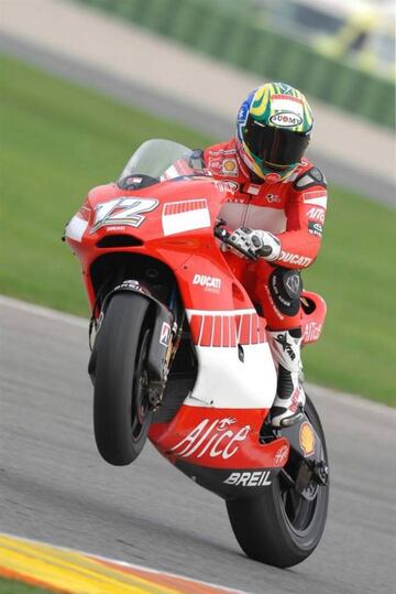 Bayliss en su victoria en Cheste 2006 con Ducati
