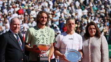 Tsitsipas y Davidovich.