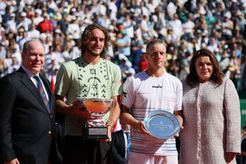 Tsitsipas y Davidovich.