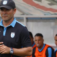 Erick Guerrero se transforma en el primer DT despedido del torneo