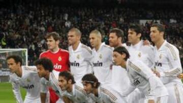 <b>CAMBIO DE ESTILO. </b>Ante el Zaragoza el Madrid volvió a juntar a Xabi, Granero, Özil, Kaká, Cristiano y Benzema en el once inicial.