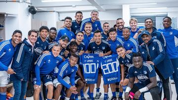 Millonarios homenajea a Fernando Uribe antes del clásico ante Santa Fe.