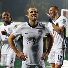 Kane certifica la clasificación de Inglaterra