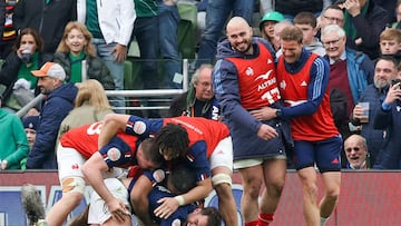 Francia tumba a Irlanda con el libreto del Cholo Simeone