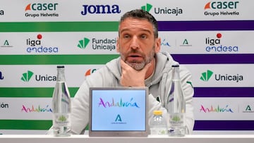 02/05/25
RUEDA DE PRENSA
BALONCESTO
UNICAJA
IBON NAVARRO