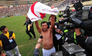 Un histórico de Perú se confiesa: critica duramente a Gareca y se rinde ante Arturo Vidal