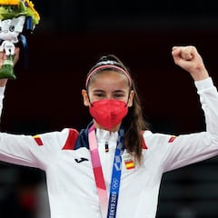 Adriana Cerezo, en una nube: "¿Trending topic? ¡Imposible!"