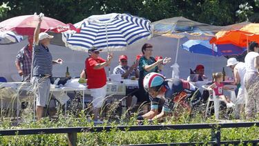 Cancellara bate a Martin y Nibali reconquista el maillot rojo