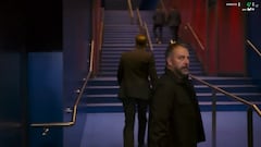 El ‘Cholo’ se marcha al túnel sin saludar a Flick y lo que hace el alemán no pasa desapercibido