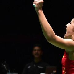 Carolina puede de nuevo con Okuhara y jugará su primera final