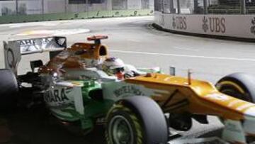 <b>UN BUEN DOMINGO. </b>Force India sorprendió en la cita nocturna.