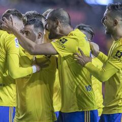 El Cádiz tiene salud goleadora: 12 jugadores han visto puerta