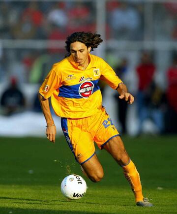 Tras su retiro, el argentino confesó que su sueño no fue ser futbolista: "Yo nunca quise ser jugador de fútbol. Yo al fútbol lo tomo como un trabajo" declaró. Silvera estuvo tres años en el fútbol mexicano con Tigres.