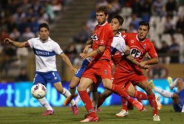 Han jugado 35 veces por Torneos Nacionales, con 20 triunfos de la UC (69 goles), seis empates y nueve victorias cementeras (39 tantos).