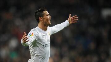 Cristiano Ronaldo celebrates No.4 against Espanyol