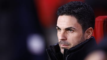 Mikel Arteta, entrenador del Arsenal, durante un partido.