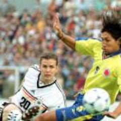 'Patrón' Bermúdez escribe un cuento en Pelota de papel