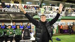 Falcioni dejó de ser técnico de Banfield