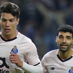 Uribe regresa al medio del Porto para partido clave