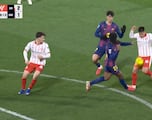 Va a arder Barcelona días y días: la falta no pitada a Koundé en el 2-1 del Girona