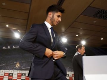 Marco Asensio junto a Emilio Butrageño.