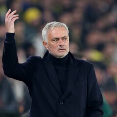 Galatasaray to initiate criminal proceedings against Jose Mourinho