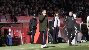 Alessio Lisci, dando instrucciones durante el encuentro ante el Elche.