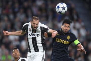 Falcao estuvo los 90 minutos en cancha en la derrota del Mónaco ante Juventus en Turín que los dejó afuera de la Champions League. El colombiano fue bien referenciado por los centrales italianos Chiellini y Bonucci y cuando tuvo opciones de gol apareció Buffon.