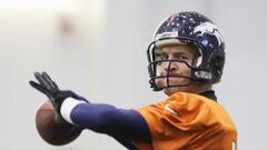 Peyton Manning, quarterback de los Broncos Denver, durante un entrenamiento. 