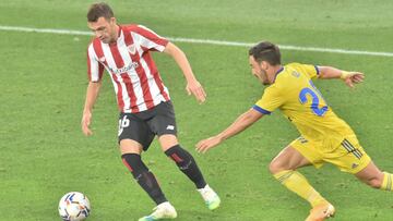 Iñigo Vicente ante el Cádiz.