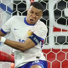 Mbappé respira: no se opera y se decidirá si juega ya este viernes