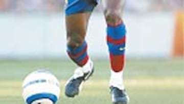 Etoo puede romper con sus llegadas.