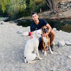 Pasó por Colo Colo, trabajó en construcción, fue empaque y hoy celebra un ascenso