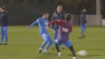 El rondo que demuestra que Xavi aún está para jugar: ¡deja por los suelos a Riqui Puig!