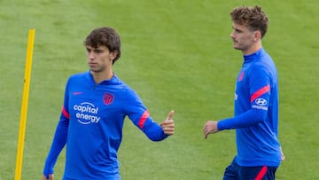 João Félix y Griezmann.