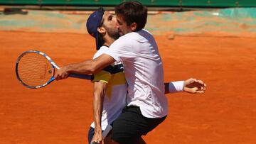 Feliciano López y Marc López jugarán la final de dobles