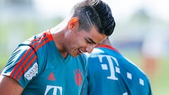 James feliz por volver a los entrenamientos con su equipo. 