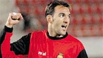 "Etoo trabaja más que nadie y ahora necesita cariño porque pasa por un momento delicado.