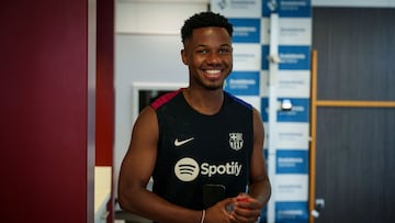 Ansu Fati, la ‘sombra’ de Messi y Ronaldinho en Barcelona