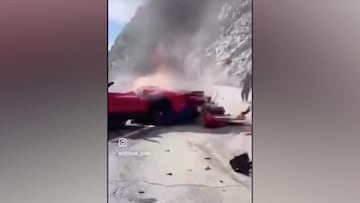 Chocó contra un muro a alta velocidad en una autopista de California.