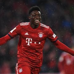El agente de Davies descarta una renovación con el Bayern