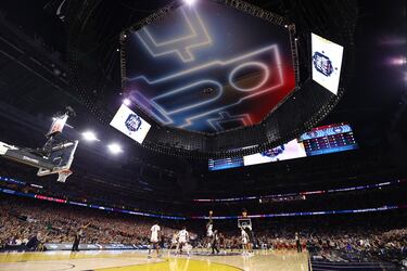 El 3 de abril de 2023, se disputó la final de baloncesto universitario en el NRG Stadium de Houston.
El NRG es el hogar de los Houston Texans de la NFL, en este estadio se han jugado partidos de la Copa Oro, de la Copa América 2016 y 2024.