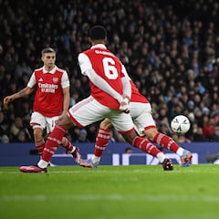 El calendario de Arsenal y Manchester City en busca del título de la Premier League