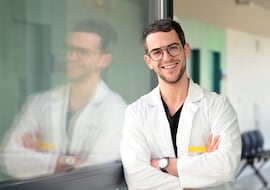 José Manuel Felices, médico: “Ese miedo a no dormir y a pensar ‘mañana voy a estar fatal’ empeora la situación”