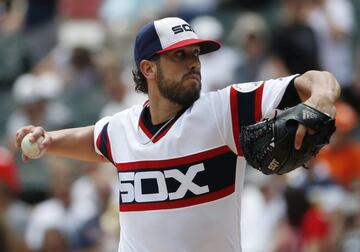 Aunque los números del pitcher derecho no son espectaculares, puede ser una opción que aporte estabilidad para los equipos que buscan el título. 