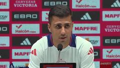 “Por méritos, el Balón de Oro debe ser para Démbélé o Vitinha; por simpatía para Lamine o Pedri”