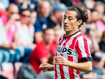 Andrés llegó al PSV para la temporada 2014-15, rápidamente se ha hecho de un prestigio y respeto. El club ya lo ha homenajeado un par de veces y ya es ídolo.